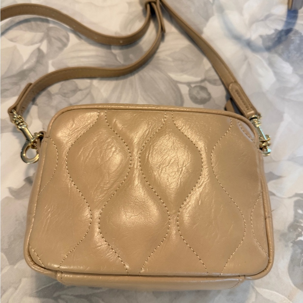Elegant Cream Coloured  Crossbody Bag